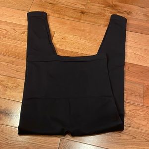 Like New! SPANX Look at me now seamless leggings.